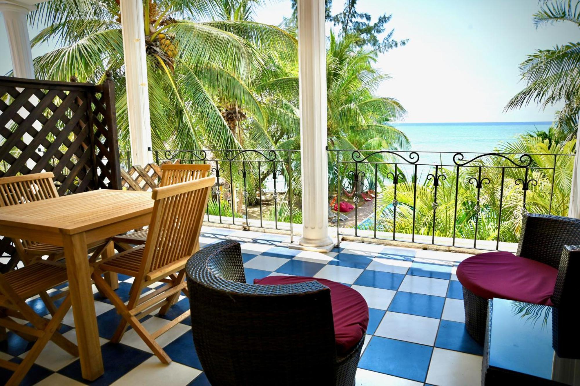 Deluxe Suite Sea View